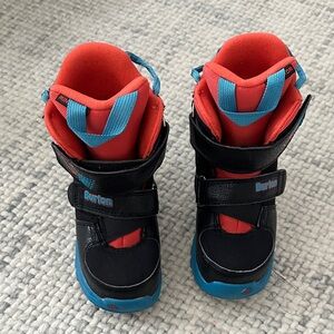 Burton Mini Grom snowboard boots